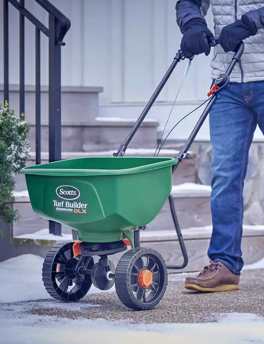 Scotts Turf Builder lawn care products